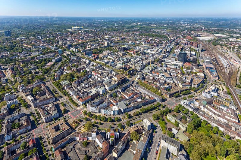 Aerial view, city of Dortmund, city centre view with wall, RWE Tower black skyscraper, Kaiserbrunnen, Dortmund, Ruhr area, North Rhine-Westphalia, Germany, City, Cityring, DE, Europe, city centre, aerial view, aerial photography, aerial photography, aerial view, townscape, city centre, overview, bird's eye view, overview