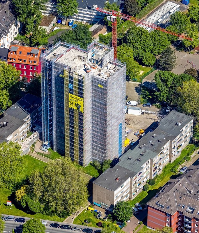 Aerial view, construction site demolition high-rise building, Kielstraße corner Heiligegartenstraße, City, Dortmund, Ruhr area, North Rhine-Westphalia, Germany, demolition work, construction work, construction area, construction site, building plots, construction project, construction site, DE, Europe, horror high-rise building, aerial view, aerial photography, aerial photography, overview, bird's eye view, advertising poster cup winner 2021, birds-eyes view, overview