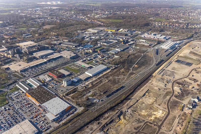 Aerial view, construction site Westfalenhütte, Eisenstraße, Nordmarkt, Dortmund, Ruhr area, North Rhine-Westphalia, Germany, construction area, construction site, building plots, construction project, DE, Europe, commercial enterprises, commercial area, commercial site, commercial use, industrial area, industrial site, aerial view, aerial photography, aerial photography, Siemens Rail Service Centre, overview, bird's-eye view, overview