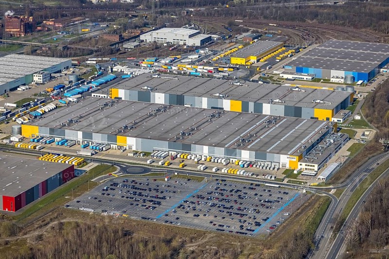 Aerial view, Logistics Park Westfalenhütte, Amazon, DHL, Decathlon, Kaiserbrunnen, Dortmund, Ruhr area, North Rhine-Westphalia, Germany, Amazon logistics centre, DE, Decathlon logistics centre, Deutsche Post DHL Group, Former Hoesch Westfalenhütte steelworks, Europe, Commercial enterprises, Commercial area, Commercial park, commercial location, commercial use, freight traffic, industrial area, industrial location, logistics, logistics service, logistics service provider, logistics park, logistics provider, logistics centre, aerial view, aerial photography, aerial photography, transport, transport service, overview, bird's-eye view, rolling mill road, birds-eyes view, overview