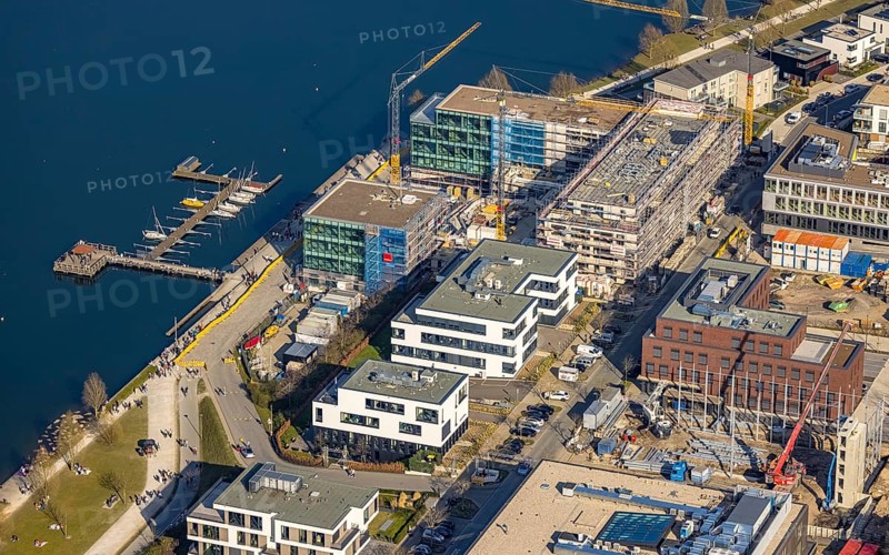 Aerial view, Phoenix-See, construction site residential complex Phönixseestraße, Kreuzknoten e.V. Sailing club, Hörde, Dortmund, Ruhr area, North Rhine-Westphalia, Germany, construction work, construction area, building site, building plots, construction crane, construction project, building site, boat mooring, DE, Europe, property tax, real estate, aerial photography, aerial photography, aerial photography, new construction, Phönixsee, Phönixseestraße, sailing boats, sports sailing jetty, overview, bird's-eye view, residential complex, living and living, residential area, residential buildings, residential quality, residential neighbourhood, birds-eyes view, former steelworks area Phoenix-Ost, artificial lake, overview