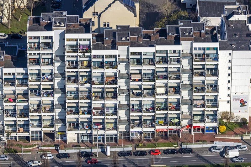 Aerial view, Hannibal I building, Bornstraße, Borsigplatz, Dortmund, Ruhr area, North Rhine-Westphalia, Germany, DE, Europe, property tax, high-rise building, real estate, aerial photography, aerial photography, overview, bird's-eye view, residential complex, living and living, residential area, residential buildings, quality of living, residential neighbourhood, housing estate, birds-eyes view, overview, rental flats, balconies