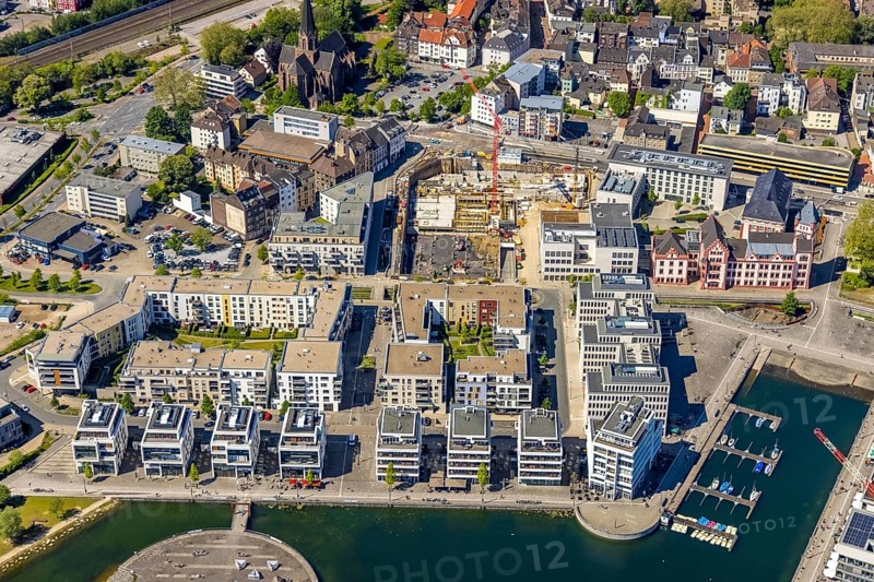 Aerial view, Phoenix Lake, Hörde, Dortmund, Ruhr area, North Rhine-Westphalia, Germany, DE, Europe, property tax, real estate, aerial photography, aerial photography, aerial photography, Phoenix Lake, overview, bird's eye view, residential complex, living and living, residential area, residential buildings, residential quality, residential neighbourhood, housing estate, birds-eyes view, overview, Emscher, Emscher River