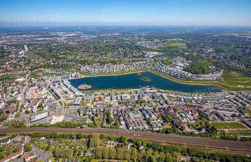 Aerial view, Phoenix Lake, Hörde, Dortmund, Ruhr area, North Rhine-Westphalia, Germany, DE, Europe, property tax, real estate, aerial photography, aerial photography, aerial photography, Phoenix Lake, overview, bird's eye view, residential complex, living and living, residential area, residential buildings, residential quality, residential neighbourhood, housing estate, birds-eyes view, overview, Emscher, Emscher River