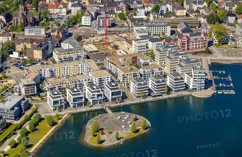 Aerial view, Phoenix Lake, cultural island with Thomas converter, Hörde, Dortmund, Ruhr area, North Rhine-Westphalia, Germany, DE, Europe, property tax, real estate, industrial monument, aerial view, aerial photography, aerial photography, Phoenix Lake, Thomas pear, overview, bird's eye view, residential area, living and living, residential area, residential buildings, quality of life, residential neighbourhood, housing estate, bird's eye view, overview, Emscher, river Emscher