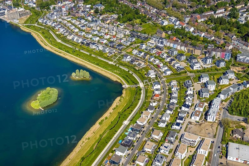 Aerial view, Phoenix Lake, Hörde, Dortmund, Ruhr area, North Rhine-Westphalia, Germany, DE, Europe, property tax, real estate, aerial photography, aerial photography, aerial photography, Phoenix Lake, overview, bird's eye view, residential complex, living and living, residential area, residential buildings, residential quality, residential neighbourhood, housing estate, birds-eyes view, overview, Emscher, Emscher River
