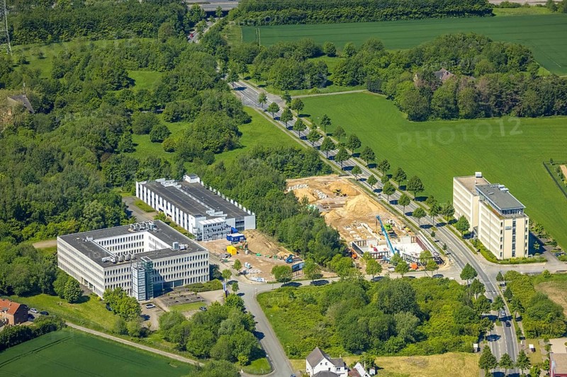 Aerial view, construction site and new construction office quarter Sebrathweg, Eichlinghofen, Dortmund, Ruhr area, North Rhine-Westphalia, Germany, construction work, construction, construction area, construction site, construction site, construction measure, row of trees, construction project, construction site, DE, Europe, commercial enterprises, commercial area, commercial location, commercial use, industrial area, industrial location, aerial view, aerial photography, aerial photography, new construction, overview, Verizon Germany, bird's eye view, birds-eyes view, overview