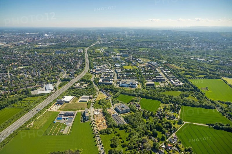 Aerial view, Dortmund University of Technology and Dortmund Technology Park, construction site and new construction Sebrathweg office quarter, A40 motorway, Oespel, Dortmund, Ruhr area, North Rhine-Westphalia, Germany, construction work, construction area, construction site, building plots, construction measure, row of trees, construction project, construction site, DE, Europe, commercial enterprises, commercial area, commercial area, commercial site, commercial use, university, industrial area, industrial site, aerial view, aerial photography, aerial photography, new building, TU Dortmund, Dortmund University of Technology, technology centre, overview, bird's-eye view, birds-eyes view, overview