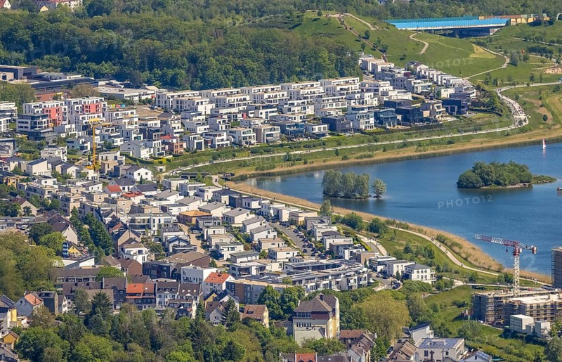 Aerial view, Phoenix-See, Ruhrallee, Dortmund, Ruhr area, North Rhine-Westphalia, Germany, DE, Europe, property tax, real estate, aerial view, aerial photography, aerial photography, Phönixsee, overview, bird's eye view, residential complex, living and living, residential area, residential buildings, residential quality, residential neighbourhood, housing estate, birds-eyes view, overview