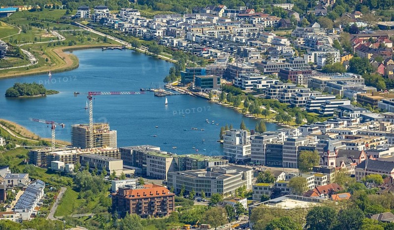 Aerial view, Phoenix-See, Ruhrallee, Dortmund, Ruhr area, North Rhine-Westphalia, Germany, DE, Europe, property tax, real estate, aerial view, aerial photography, aerial photography, Phönixsee, overview, bird's eye view, residential complex, living and living, residential area, residential buildings, residential quality, residential neighbourhood, housing estate, birds-eyes view, overview