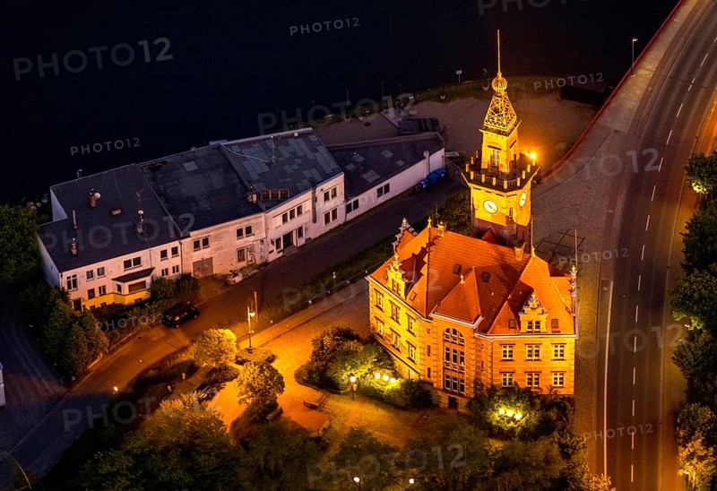 Aerial view, night view of Dortmund harbour, historic building old harbour office, coal port of the inland portDortmunder Hafen AG in Dortmund in the federal state of North Rhine-Westphalia, Germany, Dortmund, Ruhr area, North Rhine-Westphalia, DE, Europe, birds-eyes view, aerial view, aerial photography, aerial photography, overview, overview, bird's eye view, night flight, night shot, nightshot, twilight, inland port, inland port, Dortmund-Ems Canal, Speicherstraße