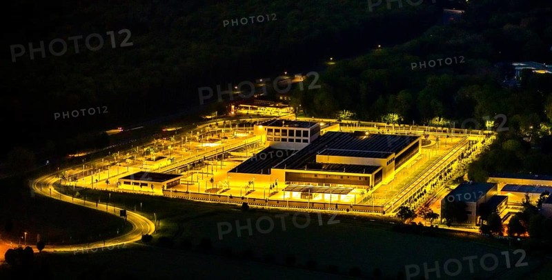Aerial view, Deutsche Federal Bank branch, Aplerbeck, Dortmund, Ruhr area, North Rhine-Westphalia, Germany, DE, twilight photography, Europe, finance, money storage, light pollution, aerial photograph, aerial photography, aerial photography, Marsbruchstraße, night, night photography, night flight, overview, bird's eye view, illuminated streets, birds-eyes view, nightflight, overview