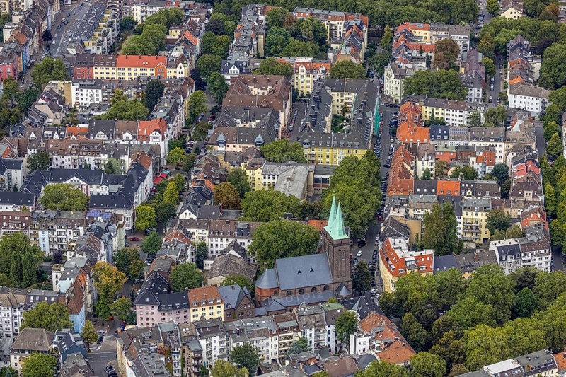 Aerial view, Catholic Church of the Holy Cross Liebigstraße in the district Westfalenhalle in Dortmund, Ruhr area, North Rhine-Westphalia, Germany, place of worship, DE, Dortmund, Europe, religious community, place of worship, holy place, church, parish, denomination, aerial view, aerial photography, aerial photography, religion, religious site, overview, bird's-eye view, overview