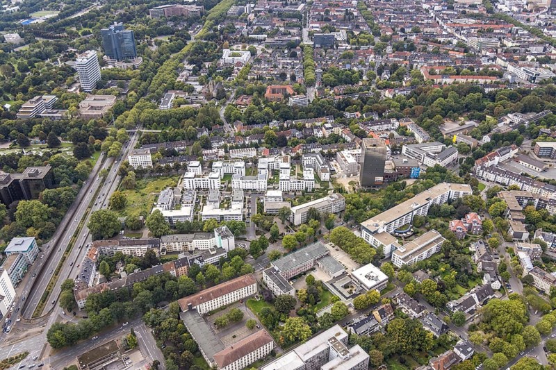 Aerial view, new office park at the Kronenburg on the site of the former Kronenbrauerei between Märkische Straße and Kronenstraße in the Westfalendamm district of Dortmund, Ruhr area, North Rhine-Westphalia, Germany, demolition, DE, Dortmund, Europe, commercial enterprises, commercial area, commercial park, commercial location, commercial use, industrial area, industrial location, aerial view, aerial photography, aerial photography, Kronenbrauerei tower, overview, bird's-eye view, bird's-eye view, overview
