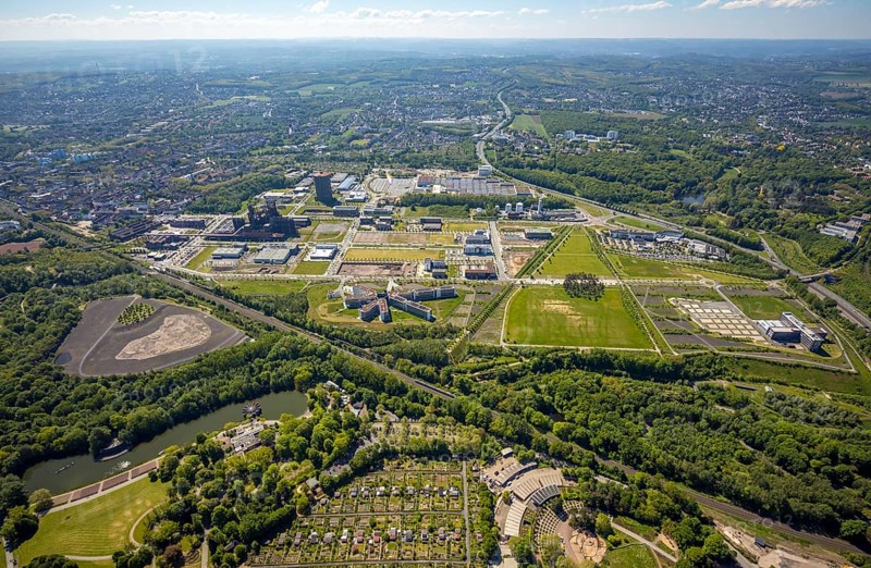 Aerial view, Phönix-West industrial estate and recreation area, Hörde, Dortmund, Ruhr area, North Rhine-Westphalia, Germany, DE, Europe, aerial view, aerial photography, aerial photography, overview, bird's-eye view, birds-eyes view, former blast furnace plant, overview