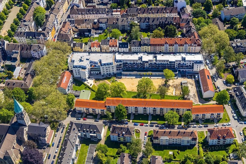 Aerial view, nursing home Am Heedbrink, Herz-Jesu-Kirche, Hörde, Dortmund, Ruhr area, North Rhine-Westphalia, Germany, retirement home, old people's home, care and nursing, DE, Europe, aerial view, aerial photography, aerial photography, care facility, retirement home, retirement residence, retirement home, senior centre, overview, bird's eye view, birds-eyes view, former blast furnace plant, overview