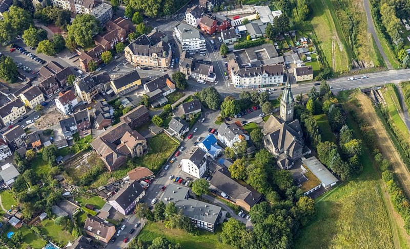 Aerial view, Immanuel Church in the Marten district of Dortmund, Ruhr area, North Rhine-Westphalia, Germany, place of worship, DE, Dortmund, Europe, religious community, place of worship, holy place, church, parish, denomination, aerial photograph, aerial photography, aerial photography, religion, religious site, overview, bird's-eye view, overview