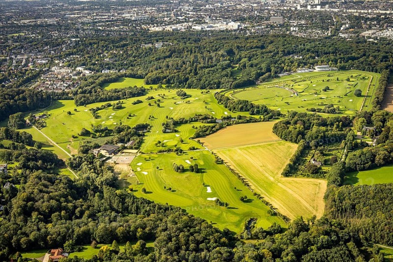 Aerial view, golf course Düsseldorf-Grafenberg in the district Ludenberg in Düsseldorf, Rhineland, North Rhine-Westphalia, Germany, DE, Düsseldorf, Europe, golf, golf course, golf club, golf course, golf meadow, aerial view, aerial photography, aerial photography, sports, overview, birds-eyes view, overview