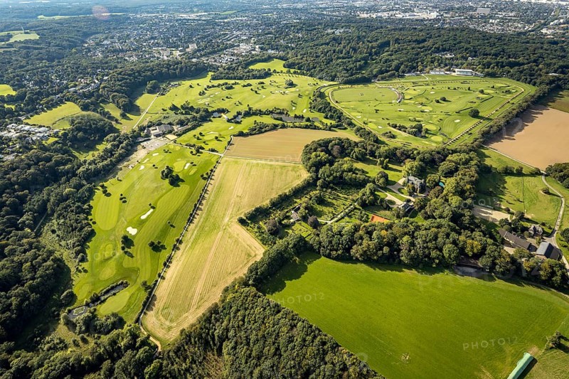 Aerial view, golf course Düsseldorf-Grafenberg in the district Ludenberg in Düsseldorf, Rhineland, North Rhine-Westphalia, Germany, DE, Düsseldorf, Europe, golf, golf course, golf club, golf course, golf meadow, aerial view, aerial photography, aerial photography, sports, overview, birds-eyes view, overview