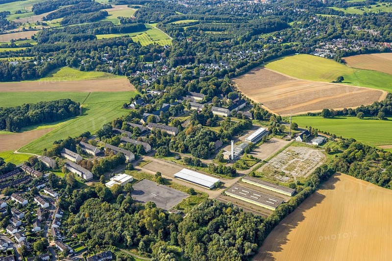 Aerial view, Bundeswehr mobilisation base Düsseldorf formerly Bergische Kaserne in the district Hubbelrath in Düsseldorf, Rhineland, North Rhine-Westphalia, Germany, DE, Düsseldorf, Europe, aerial view, aerial photography, aerial photography, overview, bird's-eye view, overview