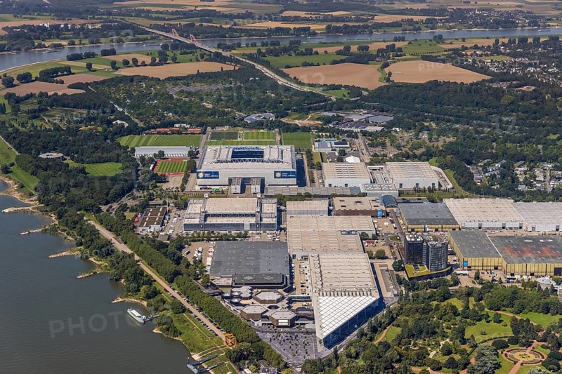 Aerial view, Messe Düsseldorf grounds and Merkur Spiel-Arena Bundesliga stadium in the Stockum district of Düsseldorf, Rhineland, North Rhine-Westphalia, Germany, arena, DE, Düsseldorf, Europe, football pitch, football stadium, football club, aerial view, aerial photography, aerial photography, exhibition centre, Rhine stadium, sports, sports facilities, sports field, sports facility, stadium, overview, bird's eye view, bird's eye view, overview