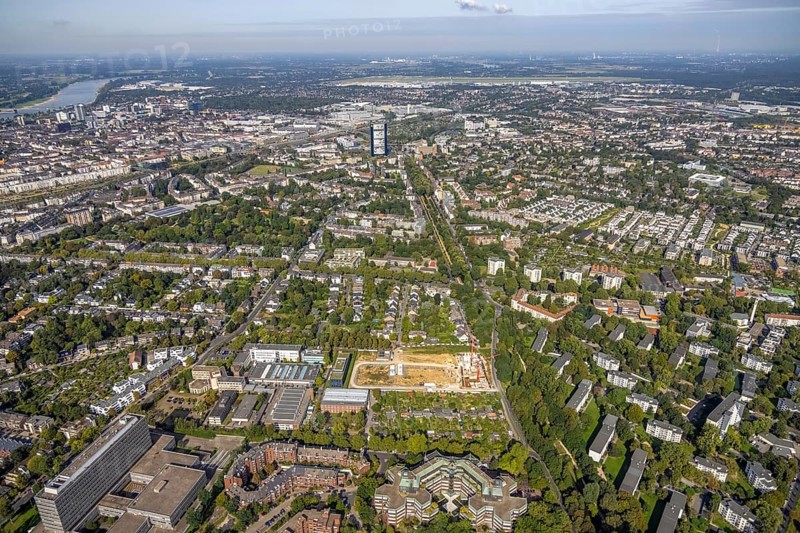 Aerial view, construction site Zoo eins Quartier für Wohnungen an der Max-Planck-Straße im Stadtteil Düsseltal in Düsseldorf, Rhineland, North Rhine-Westphalia, Germany, construction work, construction area, building site, building plots, construction project, construction site, DE, Düsseldorf, Europe, property tax, real estate, aerial photograph, aerial photography, aerial photography, new construction, overview, bird's eye view, residential complex, living and living, residential area, residential buildings, residential quality, residential neighbourhood, housing estate, birds-eyes view, overview