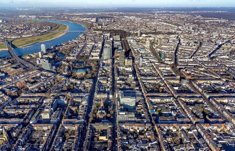 Aerial view, office buildings and commercial buildings Friedrichstraße with the catholic church St. Peter in the district Friedrichstadt in Düsseldorf, Rhineland, North Rhine-Westphalia, Germany, place of worship, city, DE, Düsseldorf, Europe, commercial buildings, commercial location, commercial use, religious community, place of worship, holy place, city centre, church, parish, denomination, aerial view, aerial photography, aerial photography, religion, religious site, city view, city centre, city centre, overview, bird's-eye view, overview