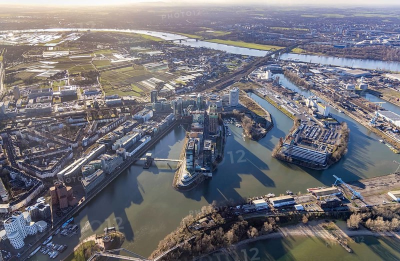 Aerial view, office buildings and commercial buildings in the media harbour in the harbour in Düsseldorf, Rhineland, North Rhine-Westphalia, Germany, DE, Düsseldorf, Europe, commercial enterprises, commercial area, commercial park, commercial location, commercial use, harbour area, industrial area, industrial location, aerial photograph, aerial photography, aerial photography, overview, bird's-eye view, overview