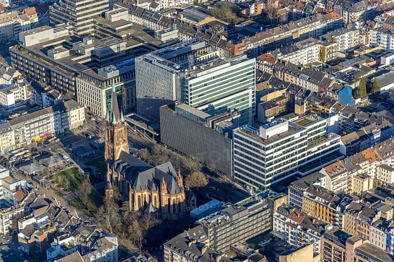 Aerial view, office buildings and commercial buildings Friedrichstraße with the catholic church St. Peter and the Ministry of the Interior of the State of North Rhine-Westphalia in the Friedrichstadt district of Düsseldorf, Rhineland, North Rhine-Westphalia, Germany, place of worship, city, DE, Düsseldorf, Europe, commercial buildings, commercial location, commercial use, religious community, place of worship, sacred site, city centre, church, parish, denomination, aerial view, aerial photography, aerial photography, religion, religious site, city view, city centre, city centre, overview, bird's-eye view, bird's-eye view, overview