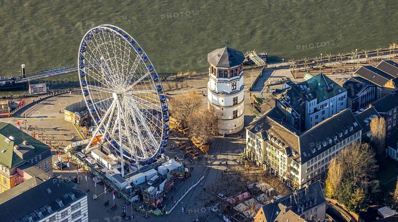 Aerial view, Wheel of Vision Ferris wheel at Burgplatz for the Christmas season in the old town centre in Düsseldorf, Rhineland, North Rhine-Westphalia, Germany, DE, Düsseldorf, Europe, aerial view, aerial photography, aerial photography, overview, bird's-eye view, overview