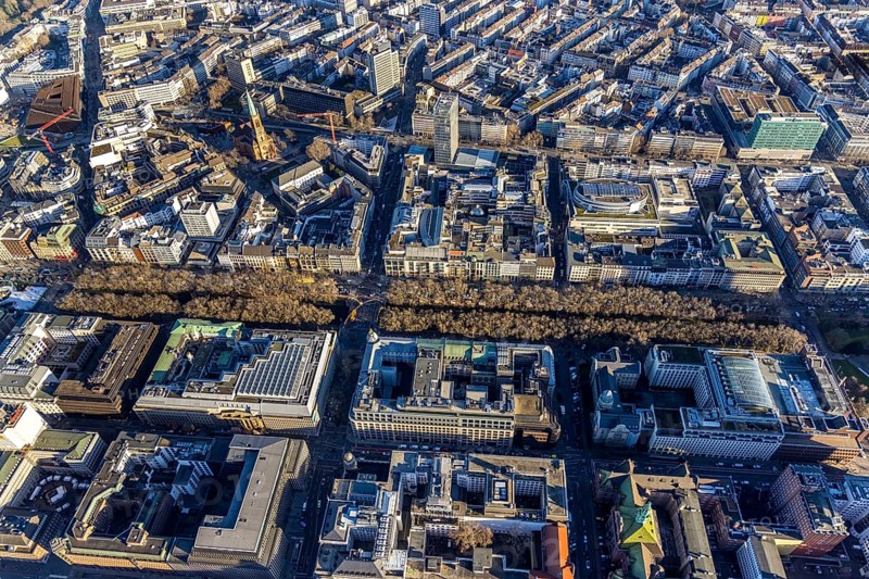 Aerial view, office buildings and commercial buildings on the Kö and evang. Johanneskirche in the city centre district of Düsseldorf, Rhineland, North Rhine-Westphalia, Germany, place of worship, DE, Düsseldorf, shopping mall, shopping mile, Europe, commercial buildings, religious community, place of worship, holy place, church, parish, denomination, Königsallee, aerial view, aerial photography, aerial photography, Ministry of Justice of the State of North Rhine-Westphalia, religion, religious site, shopping, overview, bird's-eye view, overview, stilwerk Düsseldorf shopping centre