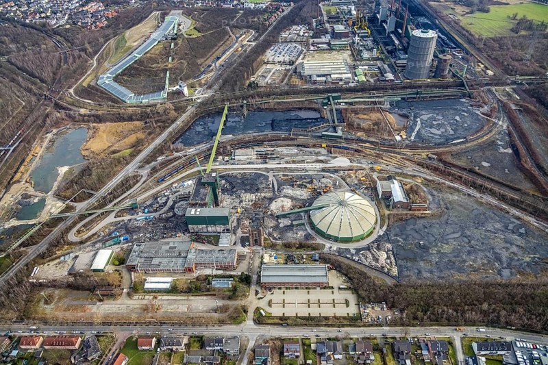 Aerial view, construction site demolition works of the former Prosper-Haniel II mine, Bottrop, Ruhr area, North Rhine-Westphalia, Germany, demolition, construction works, construction area, construction site, mine, DE, Europe, church, Knappenstraße, aerial view, aerial photography, aerial photography, raw coal mixing hall, hard coal mine, overview, bird's-eye view, birds-eyes view, overview