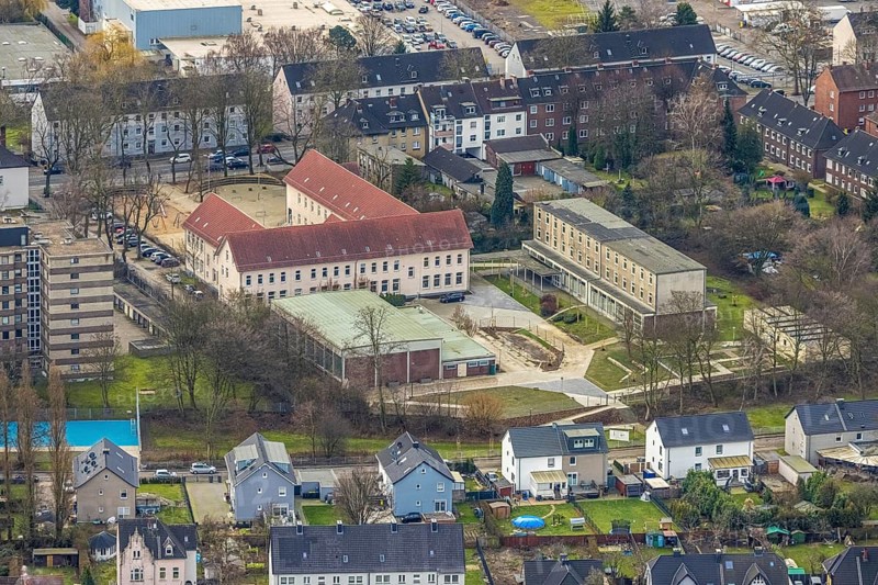 Aerial photo, Albert-Schweitzer-Schule, Bottrop, Ruhr area, North Rhine-Westphalia, Germany, education, educational institution, DE, Europe, primary school, teaching institute, aerial photo, aerial photography, aerial photography, Prosperstraße, school, overview, bird's eye view, birds-eyes view, overview