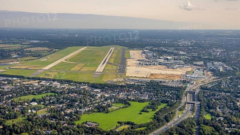 Aerial photo, Düsseldorf Airport in the Lohausen district of Düsseldorf, Rhineland, North Rhine-Westphalia, Germany, DE, Düsseldorf, Europe, flight emission, airport, aircraft noise, aerodrome, aerial photograph, aerial photography, aerial photography, overview, bird's-eye view, overview