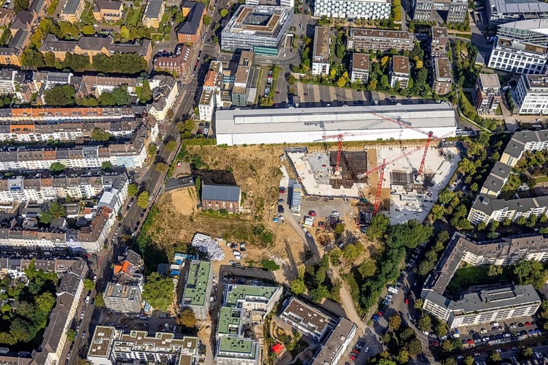 Aerial view, construction site Ulmer Höh and new building for residential quarter MAXFREI on the site of the former prison in the district Derendorf in Düsseldorf, Rhineland, North Rhine-Westphalia, Germany, construction work, construction area, construction site, building plots, construction project, construction site, DE, Düsseldorf, Europe, aerial view, aerial photography, aerial photography, new building, overview, bird's-eye view, bird's-eye view, overview