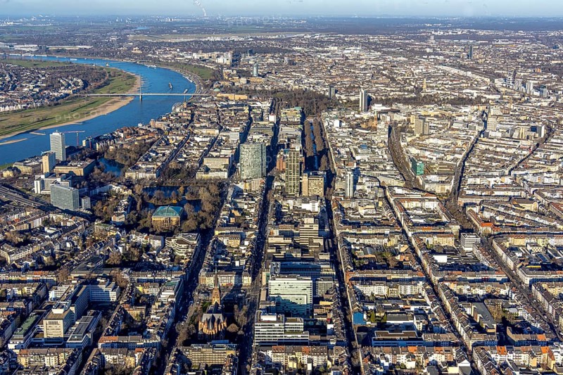 Aerial view, office buildings and commercial buildings Friedrichstraße with the catholic church St. Peter in the district Friedrichstadt in Düsseldorf, Rhineland, North Rhine-Westphalia, Germany, place of worship, city, DE, Düsseldorf, Europe, commercial buildings, commercial location, commercial use, religious community, place of worship, holy place, city centre, church, parish, denomination, aerial view, aerial photography, aerial photography, religion, religious site, city view, city centre, city centre, overview, bird's-eye view, overview