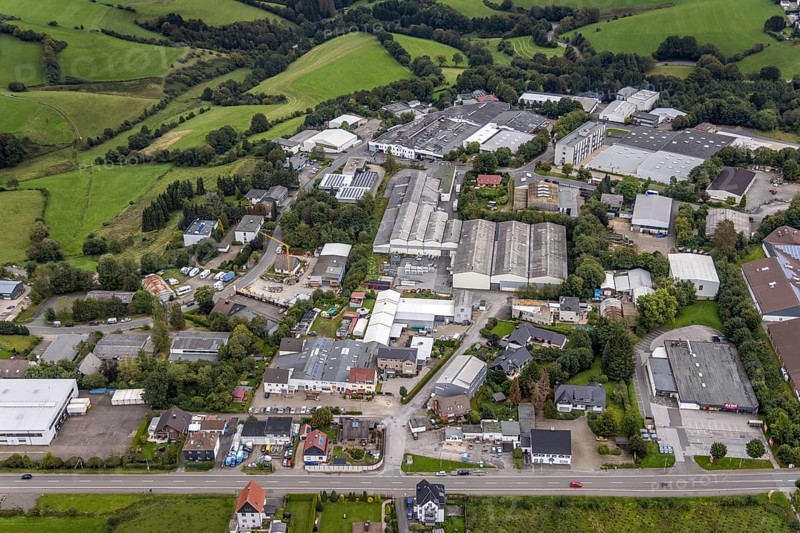 Aerial view, commercial area Frankfurter Straße in Breckerfeld, Sauerland, North Rhine-Westphalia, Germany, Breckerfeld, DE, Europe, commercial enterprises, commercial area, commercial park, commercial location, commercial use, industrial area, industrial building, industrial location, aerial photograph, aerial photography, aerial photography, overview, bird's-eye view, bird's-eye view, overview
