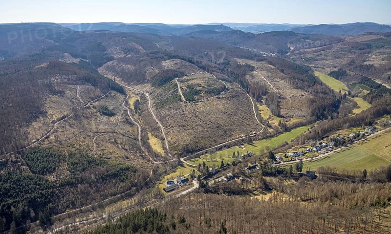 Aerial view, forest dieback, Middle Hoppecke Valley, Krahwinkel Pulvermühle landscape conservation area, Gudenhagen, Brilon, Sauerland, North Rhine-Westphalia, Germany, DE, Europe, hilly landscape, landscape conservation area, aerial photograph, aerial photography, aerial photography, Schmelterfeld, overview, bird's-eye view, forest, forest area, forest damage, birds-eyes view, overview