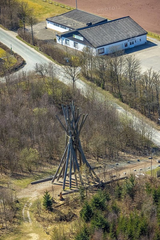 Aerial view, Kyrill-Tor at Briloner Bürgerwald, Petersborn, Brilon, Sauerland, North Rhine-Westphalia, Germany, DE, Europe, spruce trunks, community centre green-white, art, aerial view, aerial photography, aerial photography, memorial, sight, symbol, overview, bird's-eye view, overview