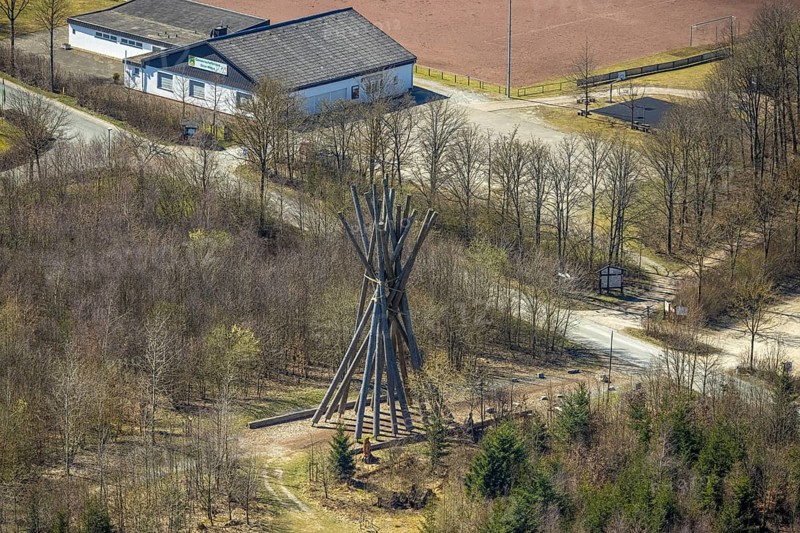 Aerial view, Kyrill-Tor at Briloner Bürgerwald, Petersborn, Brilon, Sauerland, North Rhine-Westphalia, Germany, DE, Europe, spruce trunks, community centre green-white, art, aerial view, aerial photography, aerial photography, memorial, sight, symbol, overview, bird's-eye view, overview