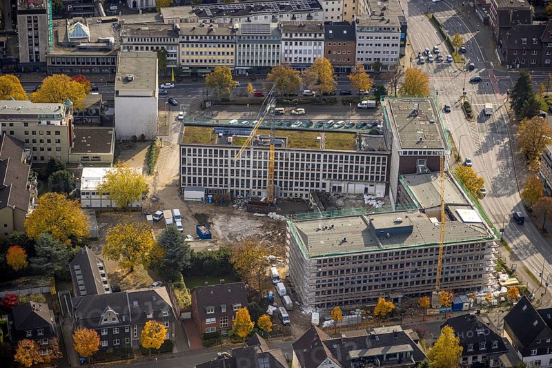 Aerial view, New Bauknecht Quarter with construction work at the RAG building Gleiwitzer Platz in the district Altstadt in Bottrop, Ruhr area, North Rhine-Westphalia, Germany, Bottrop, DE, monument protection, Europe, commercial enterprises, commercial area, commercial location, commercial use, landmark of industrial heritage, aerial view, aerial photography, aerial photography, RAG administration building, overview, bird's-eye view, bird's-eye view, overview