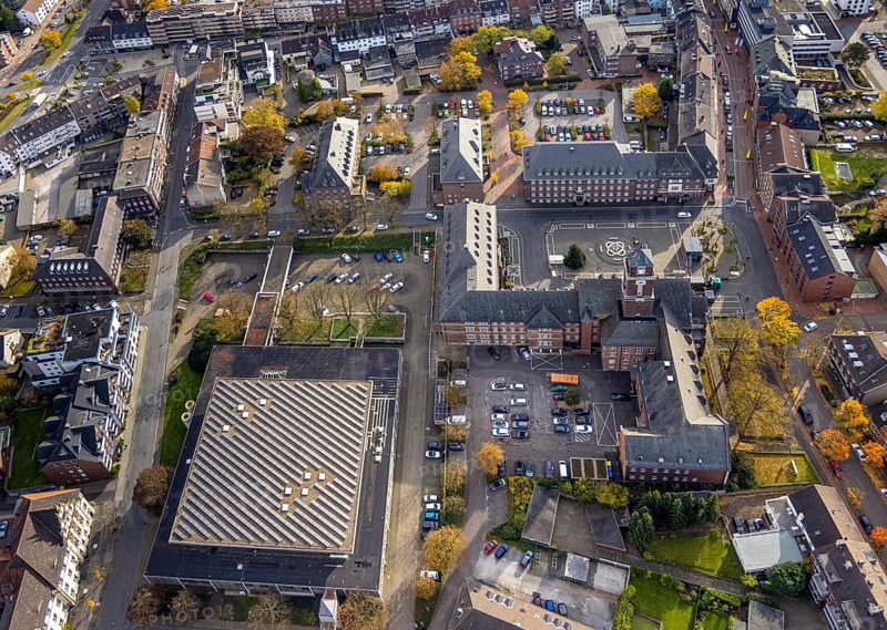 Aerial view, town hall and hall building in the district Altstadt in Bottrop, Ruhr area, North Rhine-Westphalia, Germany, authority, Bottrop, DE, Europe, culture, art, aerial view, aerial photography, aerial photography, town hall, overview, events, venue, event location, bird's eye view, birds-eyes view, cultural use, overview