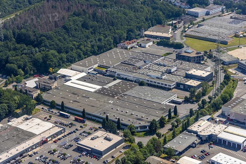 Aerial view, industrial area Westring, META-Regalbau, company premises Fritz Streiter, Bruchhausen, Arnsberg, Sauerland, North Rhine-Westphalia, Germany, DE, Europe, commercial enterprises, commercial area, commercial location, commercial use, Hochsauerlandkreis, industrial area, industrial location, Interprint GmbH, aerial photograph, aerial photography, aerial photography, META-Regalbau GmbH, overview, bird's-eye view, birds-eyes view, overview