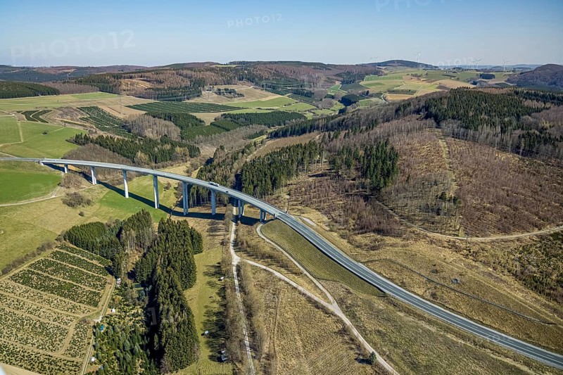 Aerial view, valley bridge Schormecke, Nuttlar, Bestwig, Sauerland, North Rhine-Westphalia, Germany, federal road B480n, DE, Europe, aerial view, aerial photography, aerial photography, overview, bird's eye view, birds-eyes view, overview