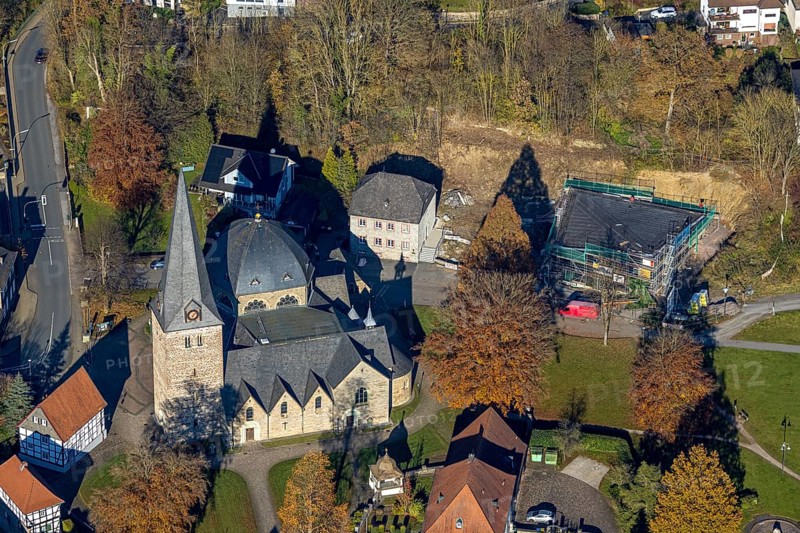 Aerial view, church St. Blasius and construction site with new building of the Balve parish home on Dechant-Löcker-Weg in Balve, Sauerland, North Rhine-Westphalia, Germany, place of worship, Balve, construction work, construction area, construction site, building plots, construction project, construction site, DE, Europe, religious community, place of worship, holy place, church, parish, denomination, aerial photograph, aerial photography, aerial photography, new building, religion, religious site, overview, bird's-eye view, overview