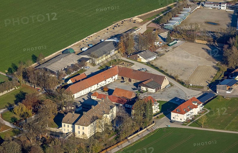 Aerial view, Wocklum Castle and Wocklum Riding Centre in the district of Beckum in Balve, Sauerland, North Rhine-Westphalia, Germany, Balve, DE, Europe, family celebrations, moat, manor house, manor building, Landsberg administration, aerial view, aerial photography, aerial photography, Orlebachtal, castle, overview, event location, event venue, bird's eye view, moated castle, birds-eyes view, cultural use, overview