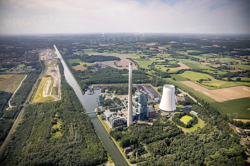 Aerial photograph, Bergkamen power station on the Datteln-Hamm canal in the Heil district, Bergkamen, Ruhr area, North Rhine-Westphalia, Germany, DE, Europe, canal, power station, aerial photograph, aerial photography, aerial photography, coal-fired power station, overview, bird's-eye view, overview