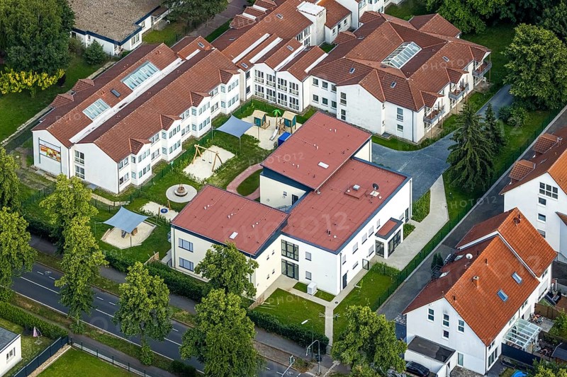 Aerial view of the AWO retirement home Hermann-Görlitz-Seniorenzentrum, Bergkamen, Ruhr area, North Rhine-Westphalia, Germany, DE, Europe, aerial photo, birds-eyes view, aerial photography, aerial photography, overview, bird's eye view, retirement home, nursing home, retirement residence