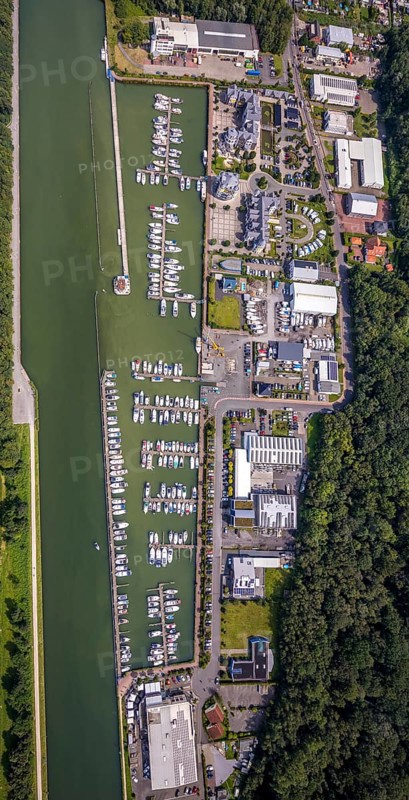 Aerial view, Yacht harbour Marina Rünthe in Bergkamen, Ruhr area, North Rhine-Westphalia, Germany, Bergkamen, inland navigation, DE, Datteln-Hamm canal, Europe, aerial view, aerial photography, aerial photography, motor boats, overview, bird's eye view, yachts, marina, birds-eyes view, overview