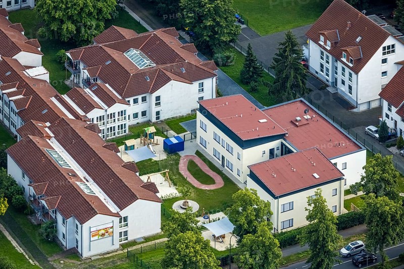 Aerial view of the AWO retirement home Hermann-Görlitz-Seniorenzentrum, Bergkamen, Ruhr area, North Rhine-Westphalia, Germany, DE, Europe, aerial photo, birds-eyes view, aerial photography, aerial photography, overview, bird's eye view, retirement home, nursing home, retirement residence